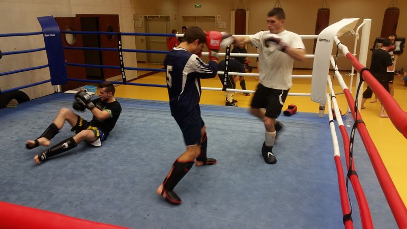 Séance d'entrainement.Lons le Saunier janvier 2015 - Energy Fight Club entrainement__37_.jpg (large)