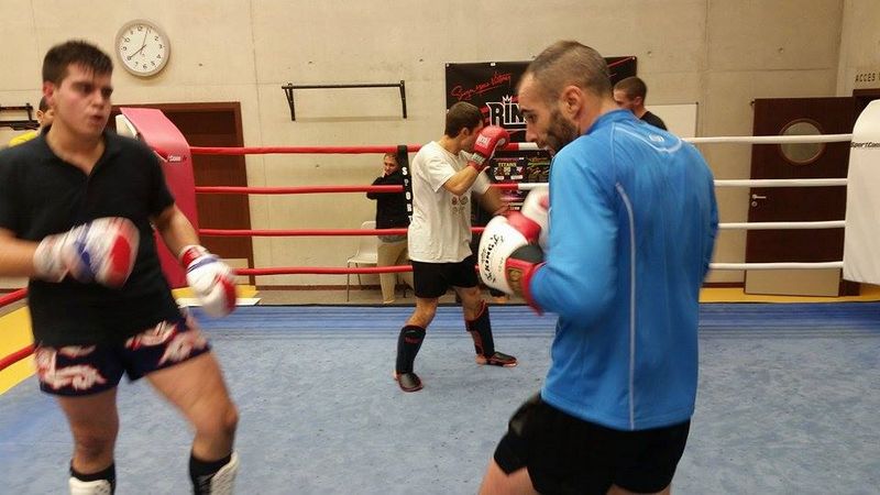 Séance d'entrainement.Lons le Saunier janvier 2015 - Energy Fight Club entrainement__3_.jpg (large)