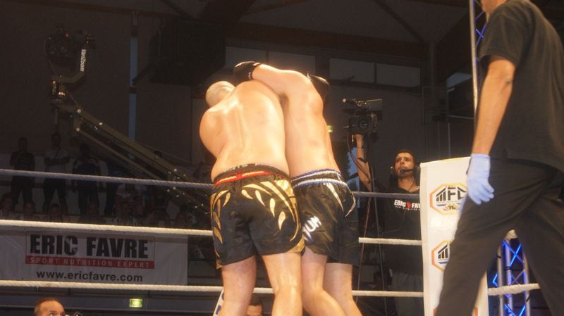 Gala Muay-thaï fighting championship. Lons le Sunier samedi 4 juillet 2015  - Energy Fight Club dsc07488.jpg (large)