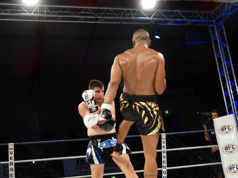 Gala Muay-thaï fighting championship. Lons le Sunier samedi 4 juillet 2015  - Energy Fight Club dsc07520.jpg (large)