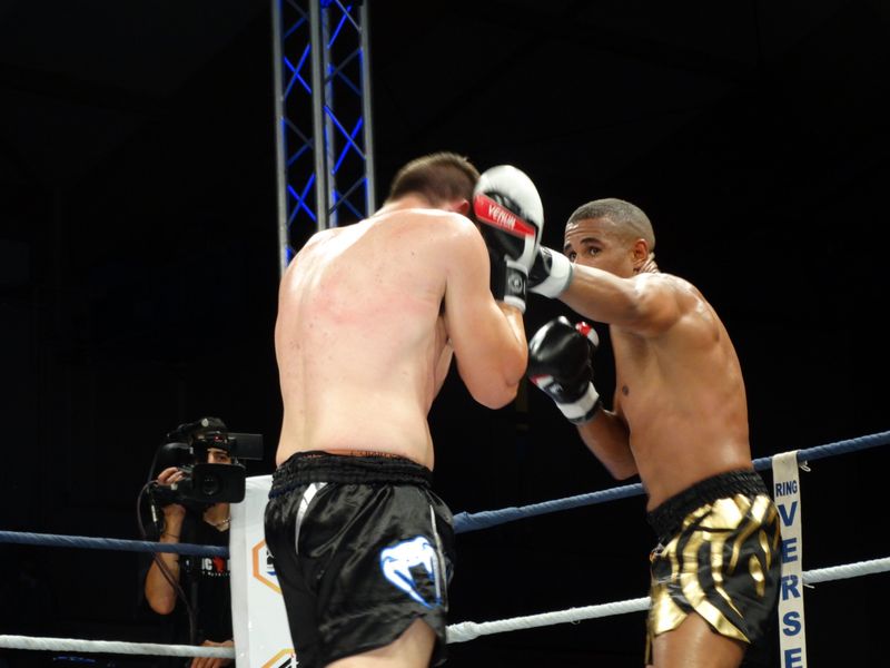 Gala Muay-thaï fighting championship. Lons le Sunier samedi 4 juillet 2015  - Energy Fight Club dsc07526.jpg (large)