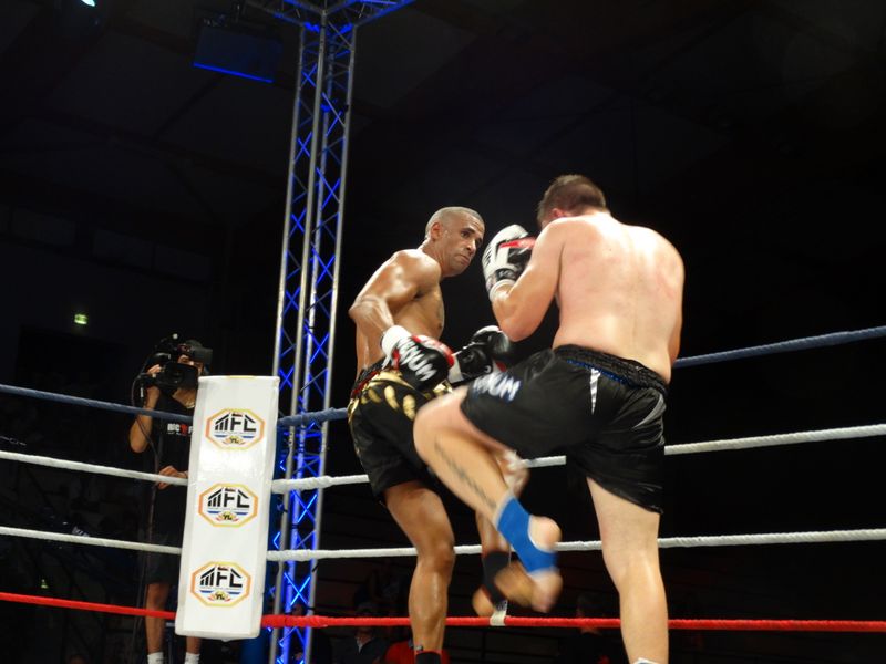Gala Muay-thaï fighting championship. Lons le Sunier samedi 4 juillet 2015  - Energy Fight Club dsc07543.jpg (large)