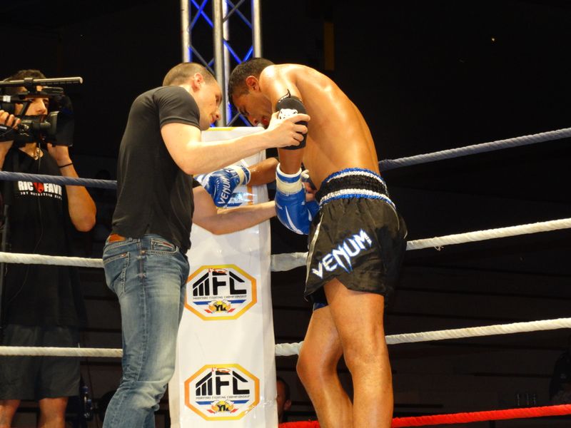 Gala Muay-thaï fighting championship. Lons le Sunier samedi 4 juillet 2015  - Energy Fight Club dsc07657.jpg (large)
