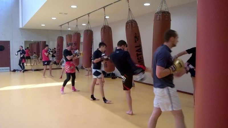 Séance d'entrainement avec Yohan Lidon.Lons le Saunier Mars 2015 - Energy Fight Club 11063373_750945095000802_1362180871_n.jpg (large)
