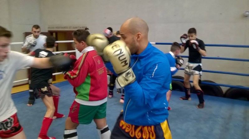 Séance d'entrainement avec Yohan Lidon.Lons le Saunier Mars 2015 - Energy Fight Club 11074679_750944851667493_1920443678_n.jpg (large)