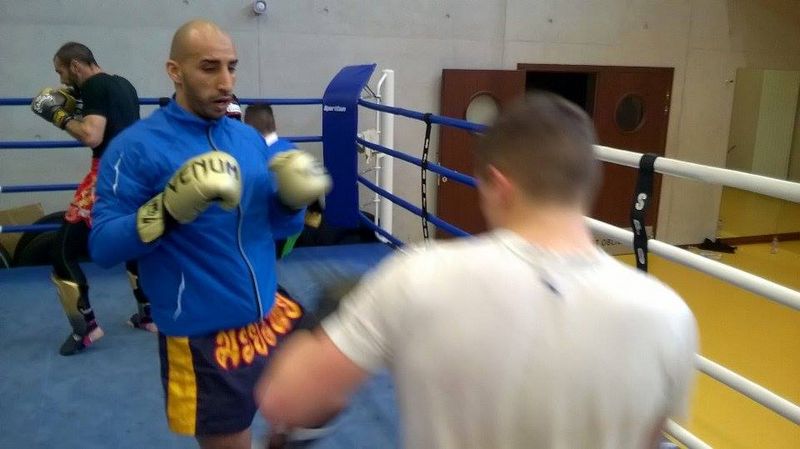 Séance d'entrainement avec Yohan Lidon.Lons le Saunier Mars 2015 - Energy Fight Club 11074775_750944865000825_365016939_n.jpg (large)