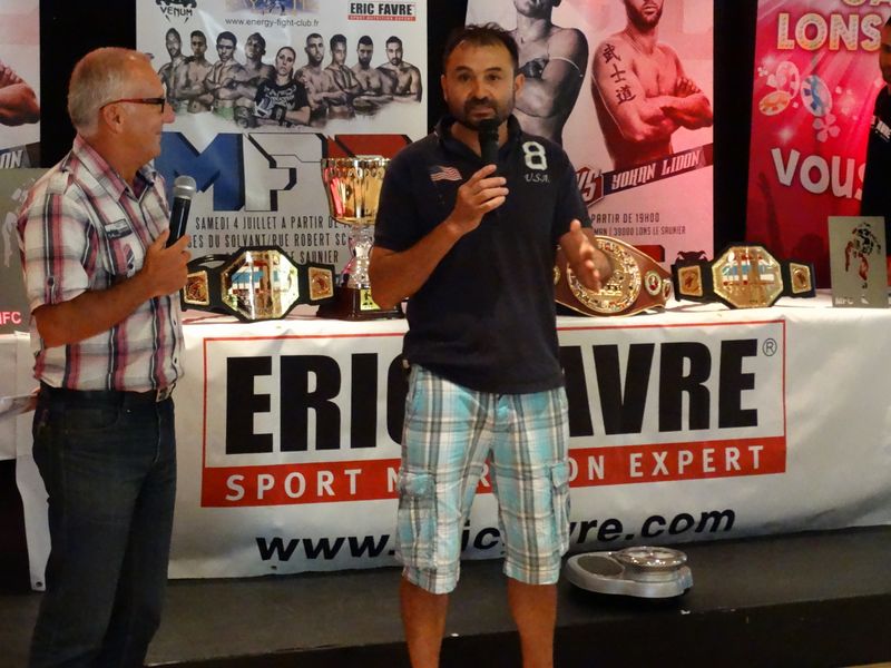 Pesée des champions  au casino .Lons le saunier le 3 juillet 2015 - Energy Fight Club dsc00813.jpg (large)