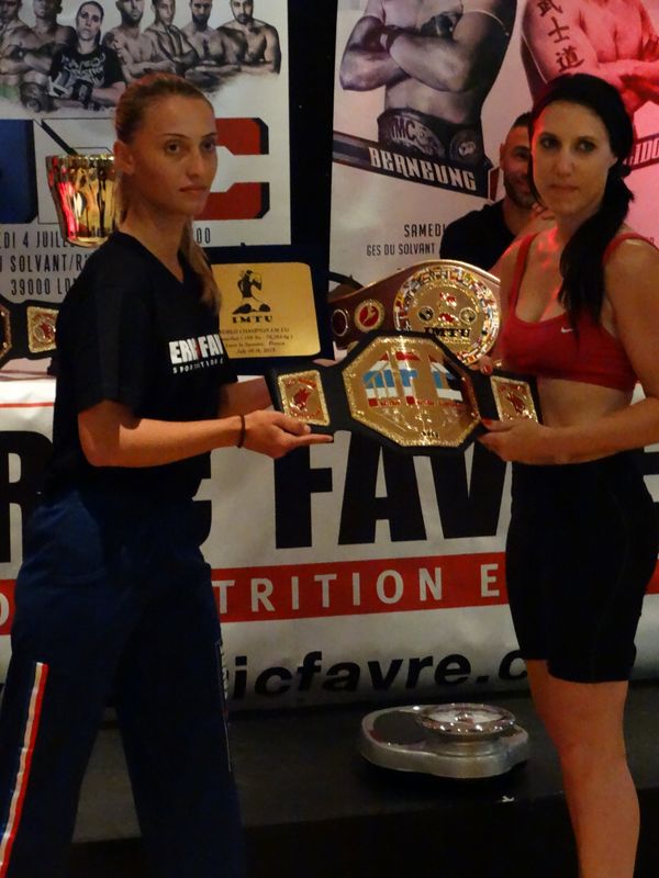 Pesée des champions  au casino .Lons le saunier le 3 juillet 2015 - Energy Fight Club dsc00854.jpg (large)