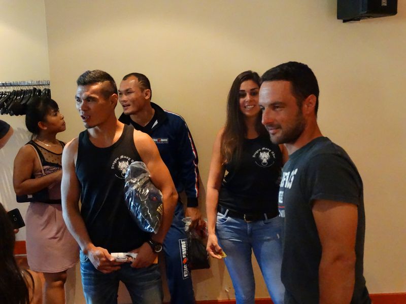 Pesée des champions  au casino .Lons le saunier le 3 juillet 2015 - Energy Fight Club dsc00902.jpg (large)