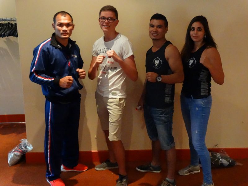 Pesée des champions  au casino .Lons le saunier le 3 juillet 2015 - Energy Fight Club dsc00907.jpg (large)