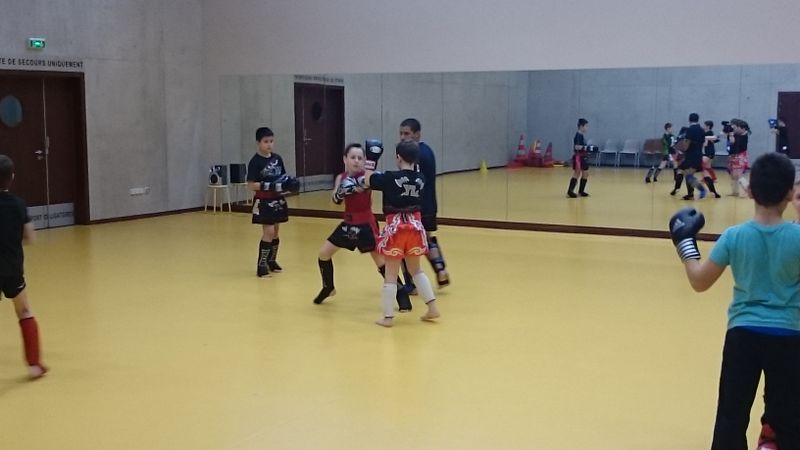 Entrainement du samedi matin enfants et adultes - Energy Fight Club dsc_0092.jpg (large)