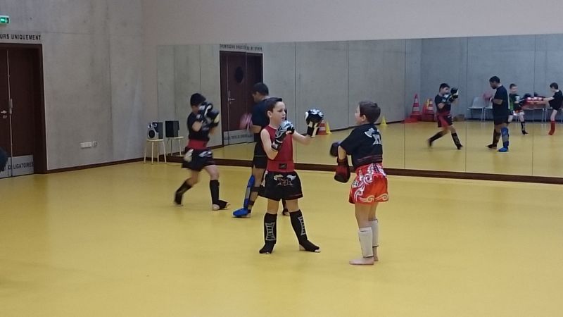 Entrainement du samedi matin enfants et adultes - Energy Fight Club dsc_0093.jpg (large)