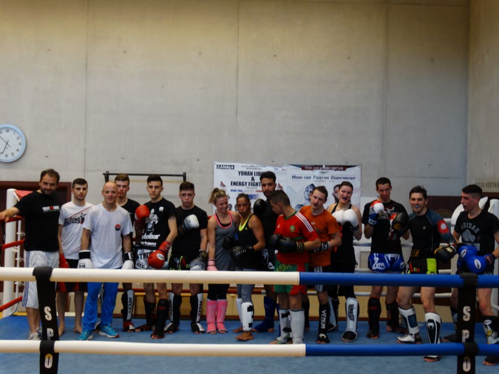 Entrainement interclubs Pontarlier & Oyonax .Lons le Saunier le 10 avril 2016 - Energy Fight Club dsc01905.jpg (large)