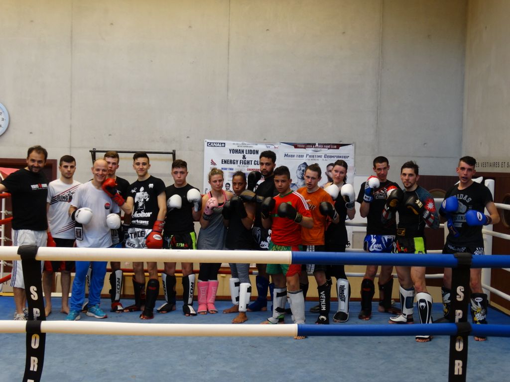 Entrainement interclubs Pontarlier & Oyonax .Lons le Saunier le 10 avril 2016 - Energy Fight Club dsc01909.jpg (large)