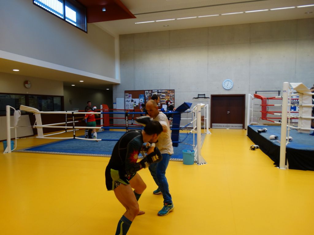 Entrainement interclubs Pontarlier & Oyonax .Lons le Saunier le 10 avril 2016 - Energy Fight Club dsc01942.jpg (large)