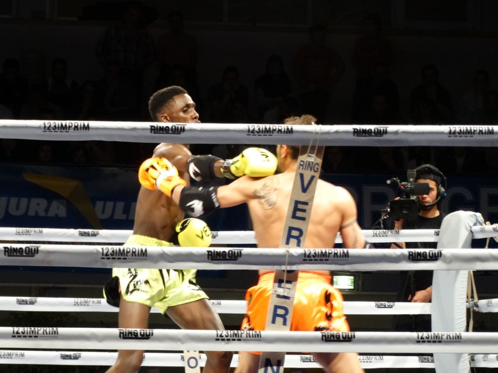 MFC 5.  Lons le Saunier 30 avril 2016 - Energy Fight Club dsc02217.jpg (large)