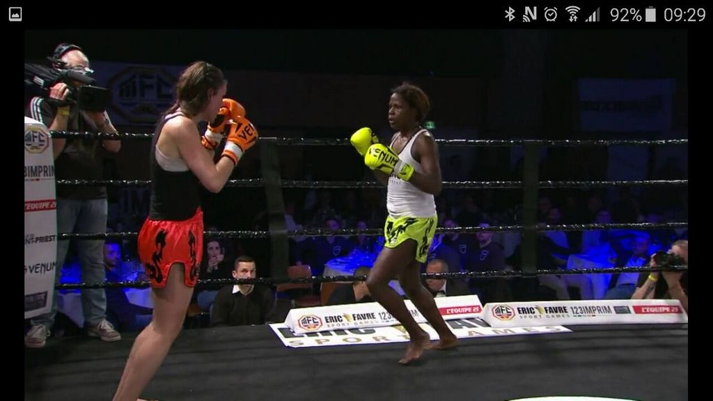 Laurie Catherin.MFC 4 le samedi 5 mars 2016 à St Priest - Energy Fight Club 980711_10153917965816788_4555355344284749006_o.jpg (large)