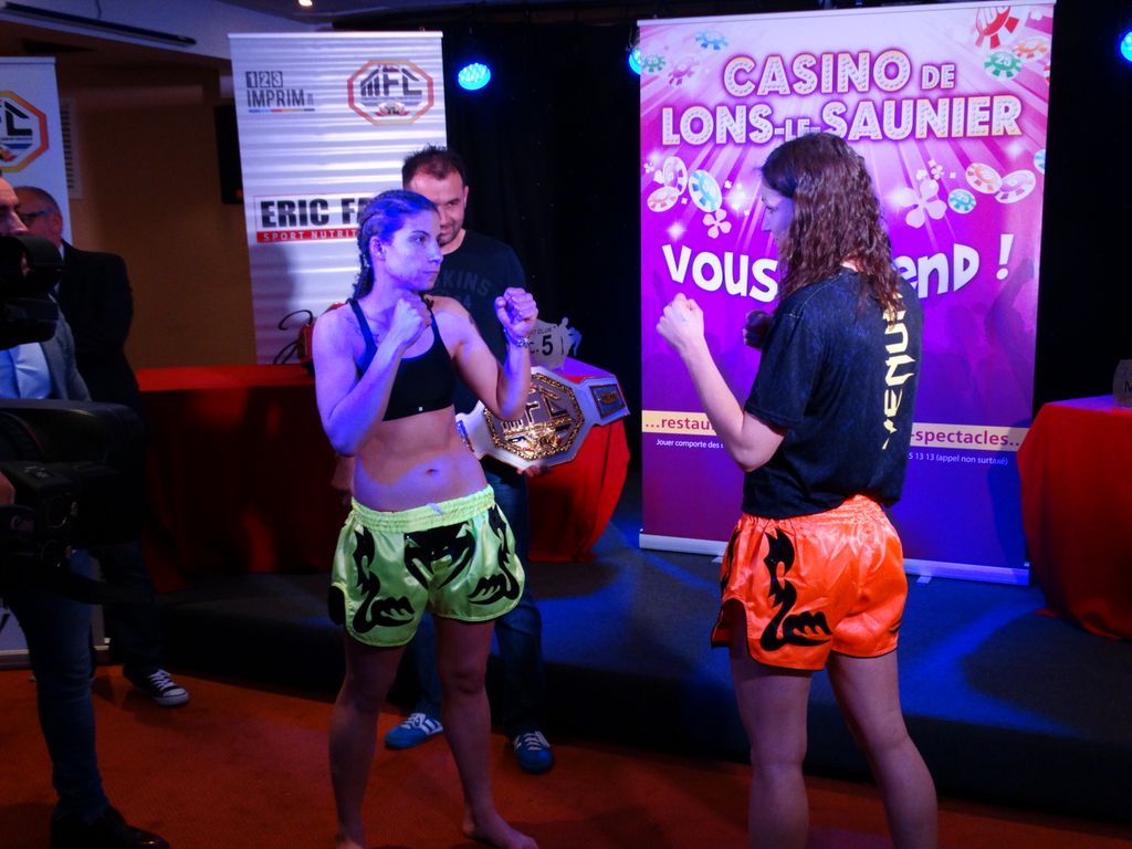 Pesée du MFC5.Lons le saunier le 29 avril 2016 - Energy Fight Club dsc02110.jpg (large)