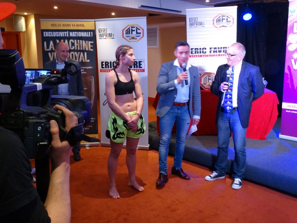 Pesée du MFC5.Lons le saunier le 29 avril 2016 - Energy Fight Club dsc02114.jpg (large)