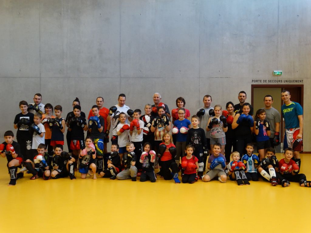 Entrainement enfants & adultes le samedi 19 décembre 2015 - Energy Fight Club dsc00966.jpg (large)