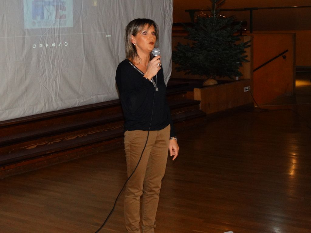 Soirée remerciements aux sponsors et bénévoles.Lons le Saunier le 11 décembre 2015 - Energy Fight Club dsc00720.jpg (large)