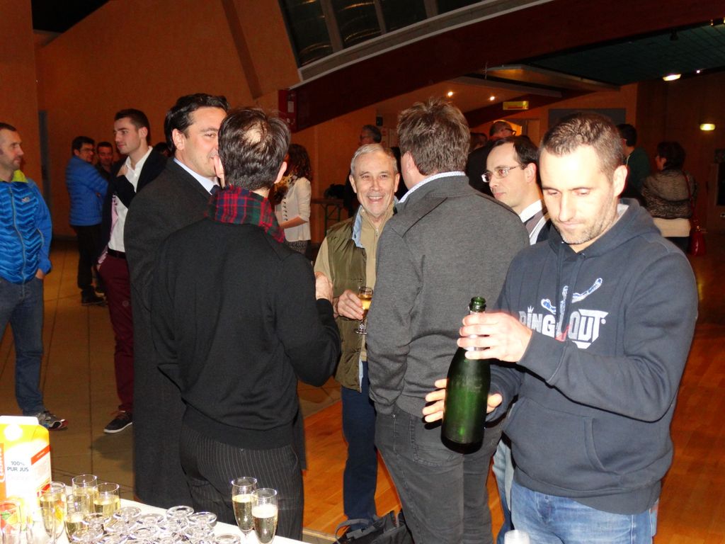 Soirée remerciements aux sponsors et bénévoles.Lons le Saunier le 11 décembre 2015 - Energy Fight Club dsc00731.jpg (large)