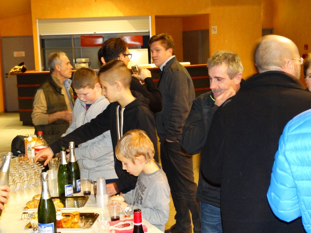 Soirée remerciements aux sponsors et bénévoles.Lons le Saunier le 11 décembre 2015 - Energy Fight Club dsc00738.jpg (large)