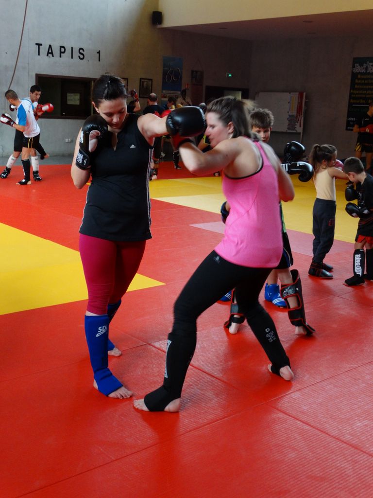 Stage de perfectionnement de boxe thaï avec Yohann Lidon le 18 octobre 2015 - Energy Fight Club dsc00448.jpg (large)
