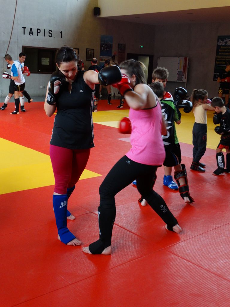 Stage de perfectionnement de boxe thaï avec Yohann Lidon le 18 octobre 2015 - Energy Fight Club dsc00449.jpg (large)