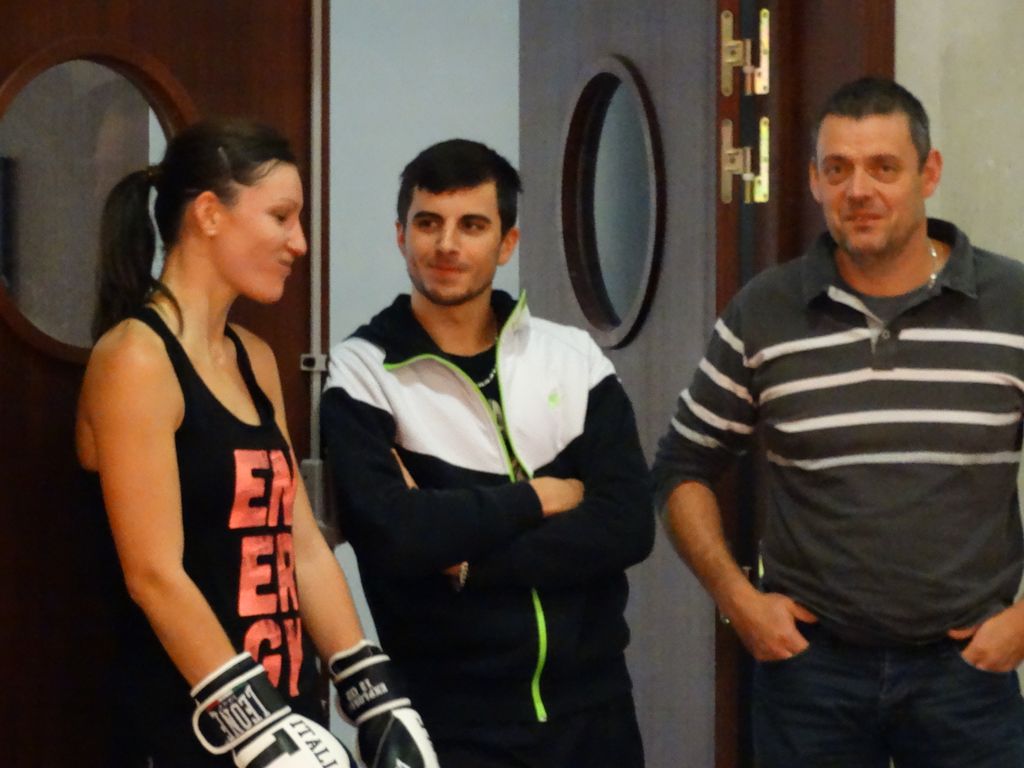 Stage de perfectionnement de boxe thaï avec Yohann Lidon le 18 octobre 2015 - Energy Fight Club dsc00573.jpg (large)
