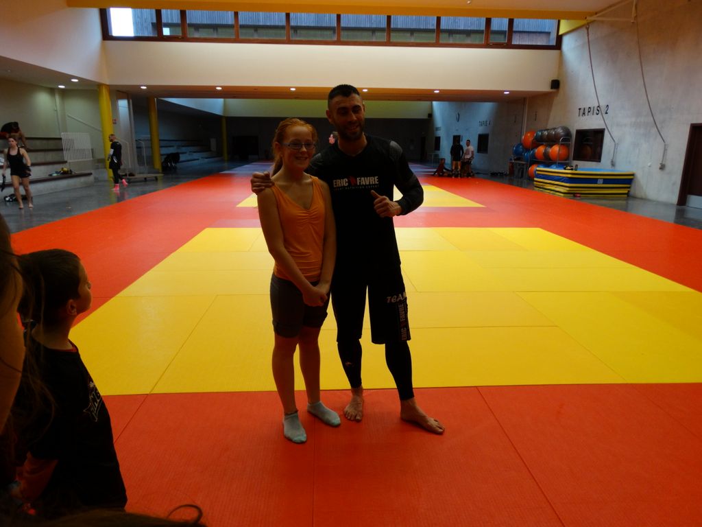 Stage de perfectionnement de boxe thaï avec Yohann Lidon le 18 octobre 2015 - Energy Fight Club dsc00574.jpg (large)