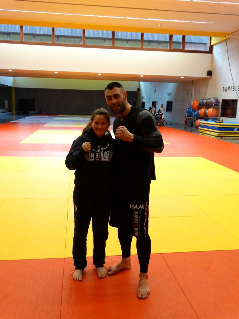 Stage de perfectionnement de boxe thaï avec Yohann Lidon le 18 octobre 2015 - Energy Fight Club dsc00579.jpg (large)
