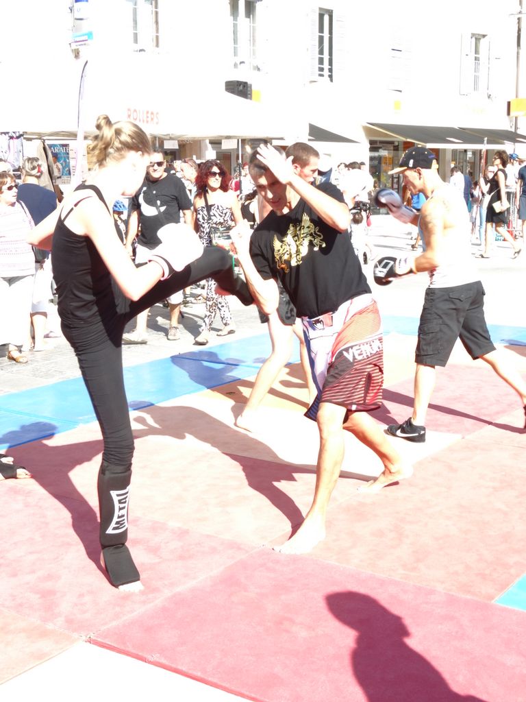 
Fêtes du sport.Lons le Saunier septembre 2016 - Energy Fight Club energy_fight_club__100_.jpg (large)