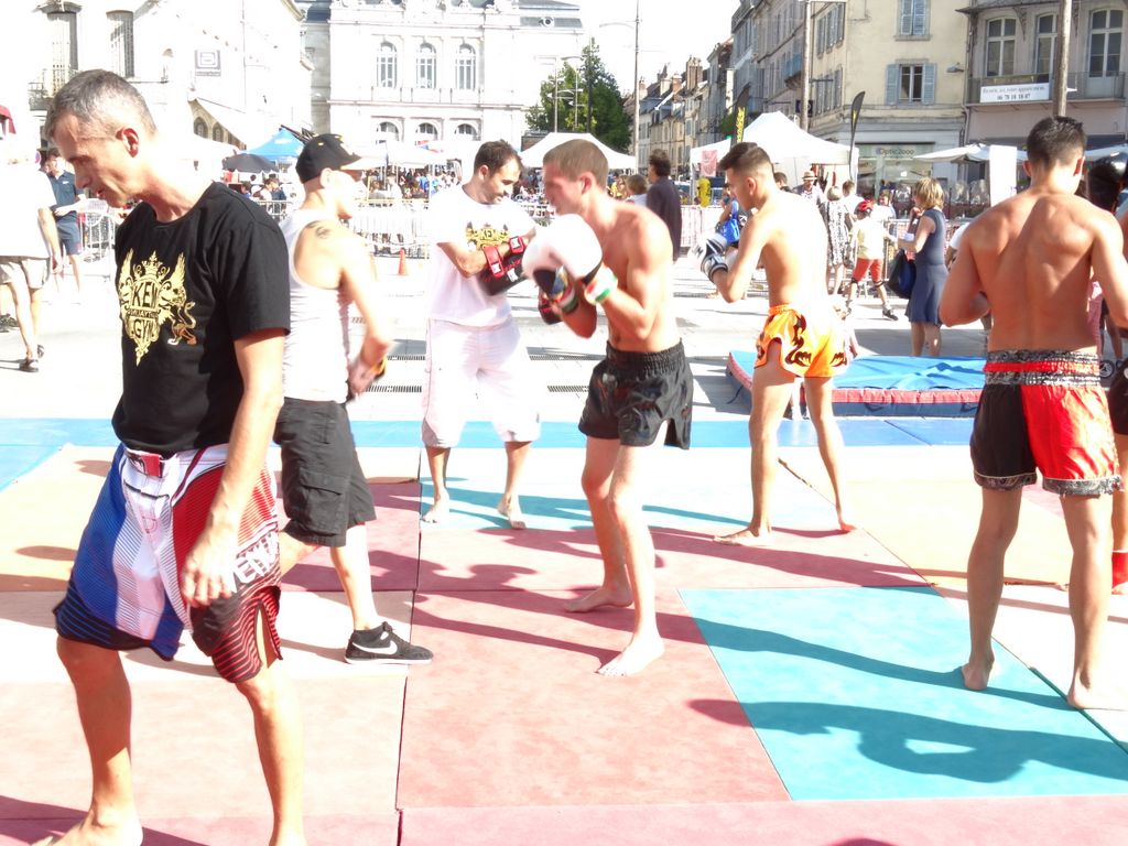 
Fêtes du sport.Lons le Saunier septembre 2016 - Energy Fight Club energy_fight_club__113_.jpg (large)