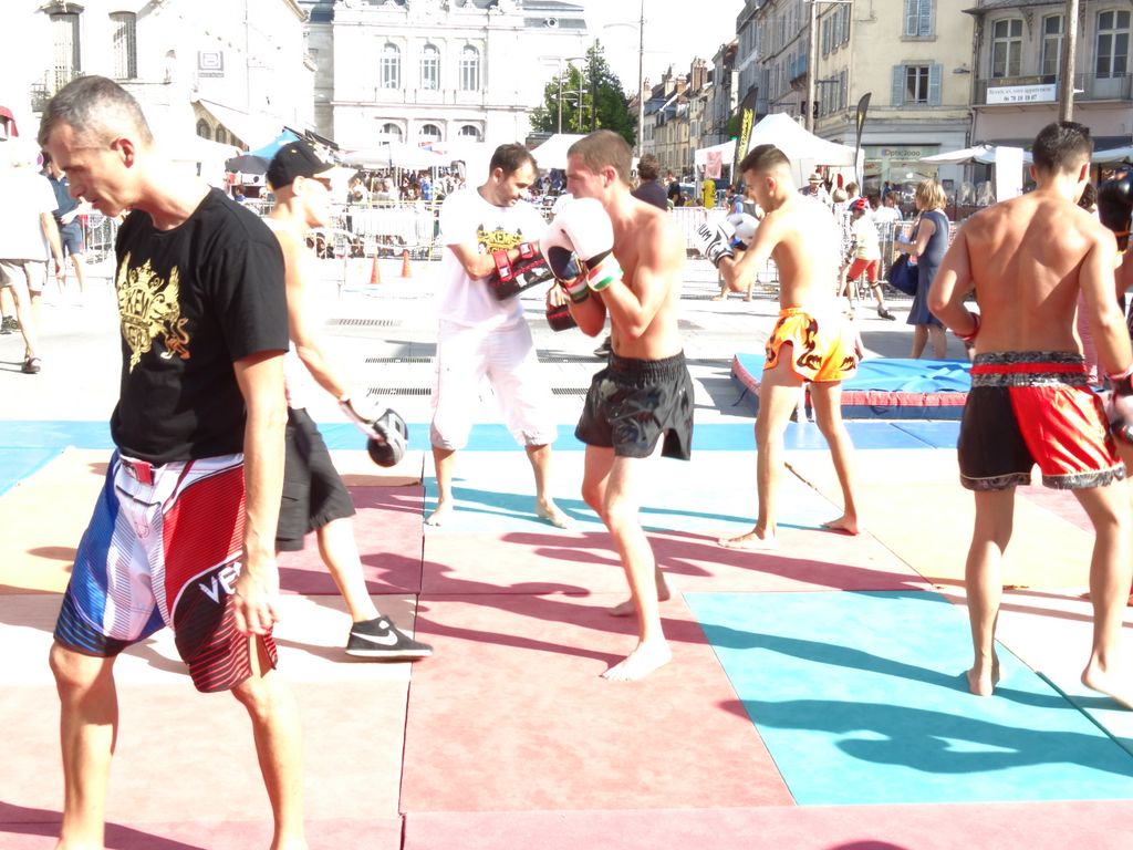 
Fêtes du sport.Lons le Saunier septembre 2016 - Energy Fight Club energy_fight_club__114_.jpg (large)