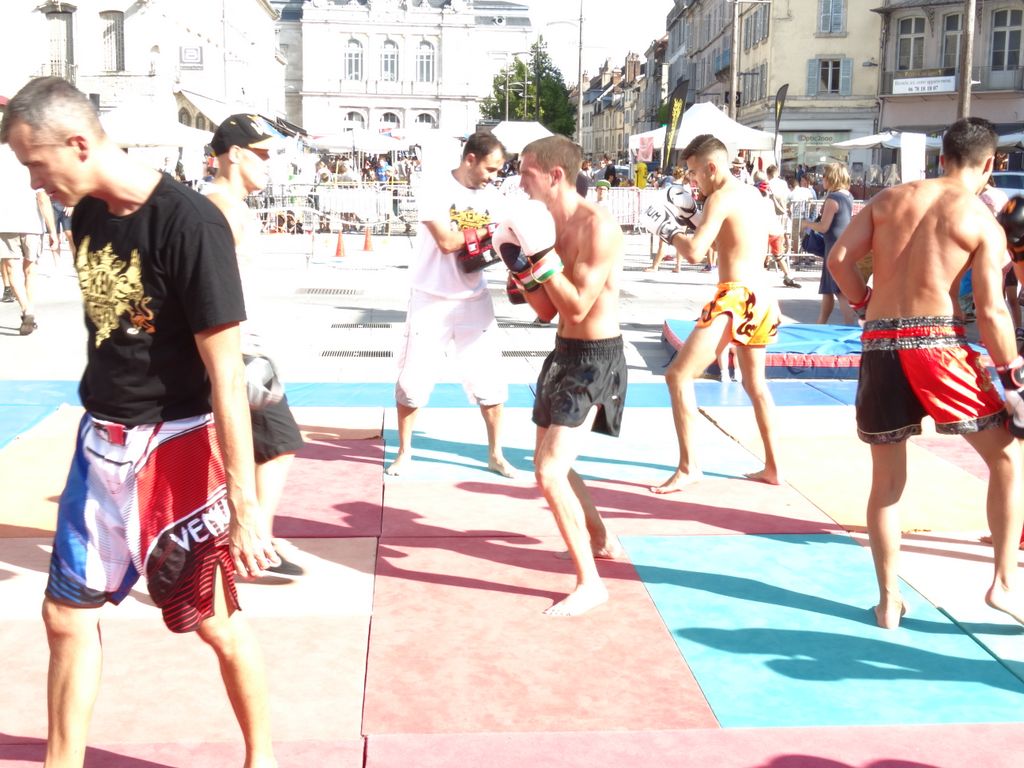 
Fêtes du sport.Lons le Saunier septembre 2016 - Energy Fight Club energy_fight_club__115_.jpg (large)