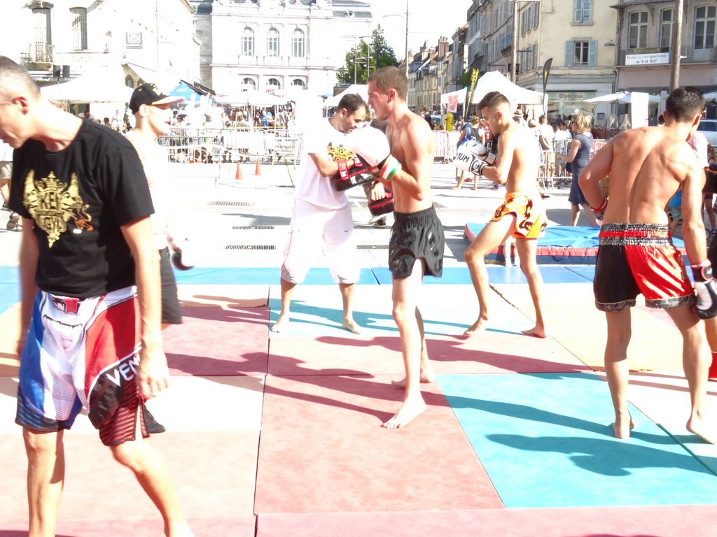 
Fêtes du sport.Lons le Saunier septembre 2016 - Energy Fight Club energy_fight_club__116_.jpg (large)