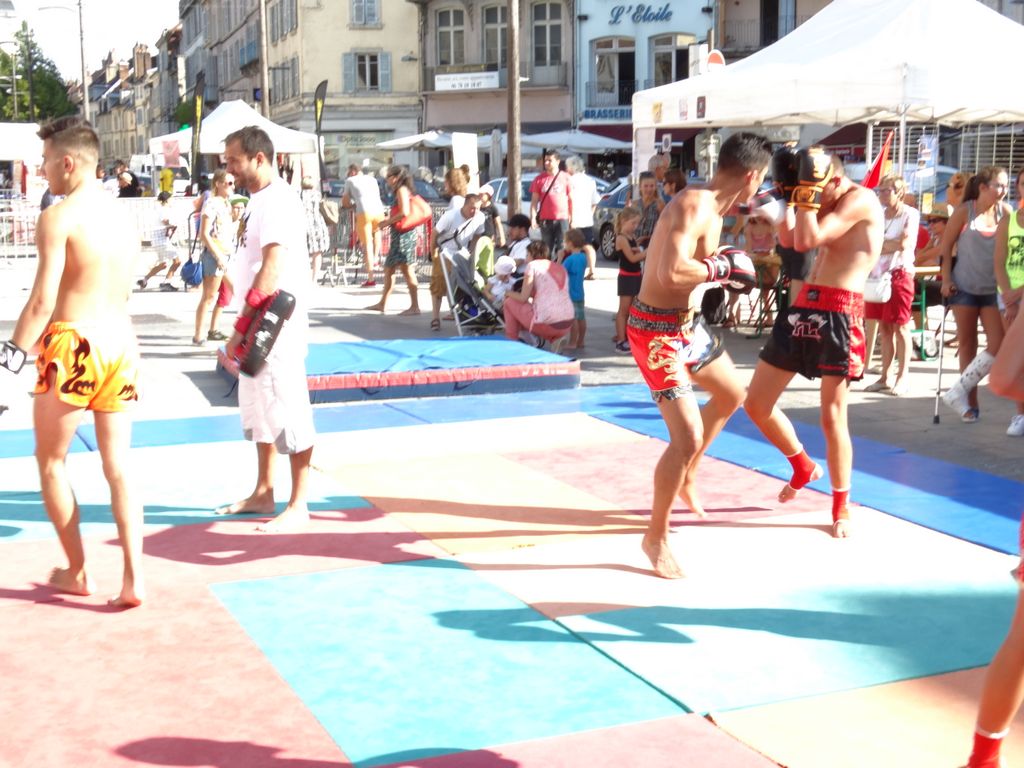 
Fêtes du sport.Lons le Saunier septembre 2016 - Energy Fight Club energy_fight_club__121_.jpg (large)