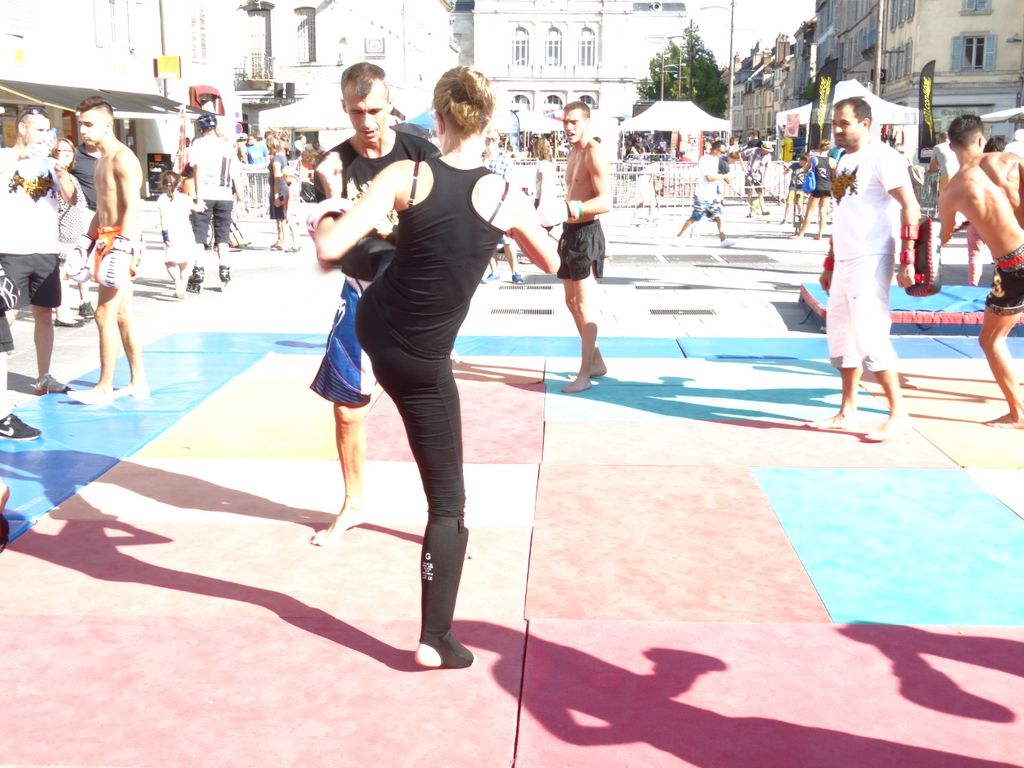
Fêtes du sport.Lons le Saunier septembre 2016 - Energy Fight Club energy_fight_club__122_.jpg (large)