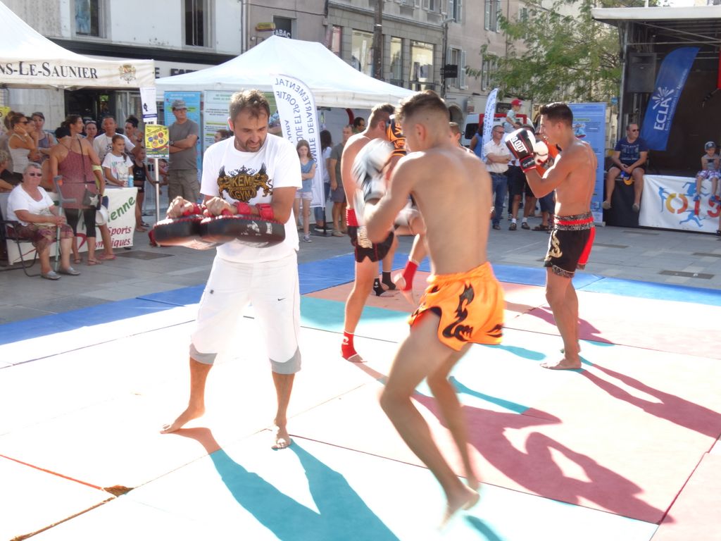 
Fêtes du sport.Lons le Saunier septembre 2016 - Energy Fight Club energy_fight_club__132_.jpg (large)
