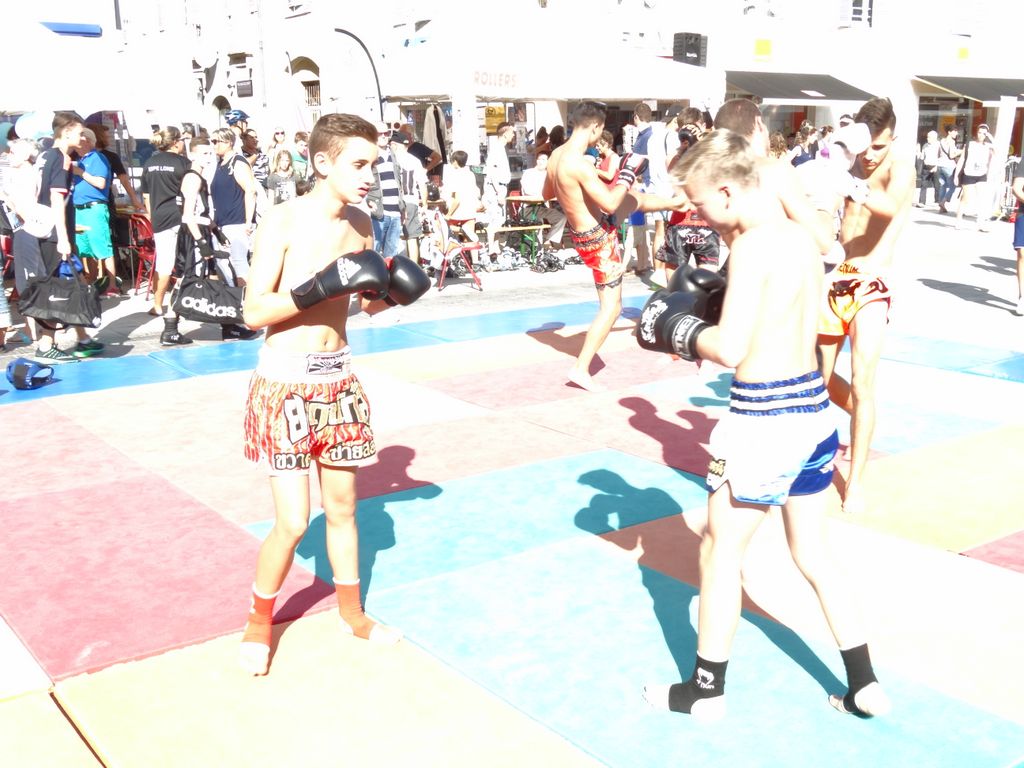 
Fêtes du sport.Lons le Saunier septembre 2016 - Energy Fight Club energy_fight_club__21_.jpg (large)