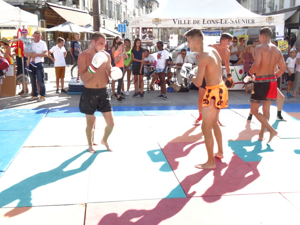 
Fêtes du sport.Lons le Saunier septembre 2016 - Energy Fight Club energy_fight_club__83_.jpg (large)