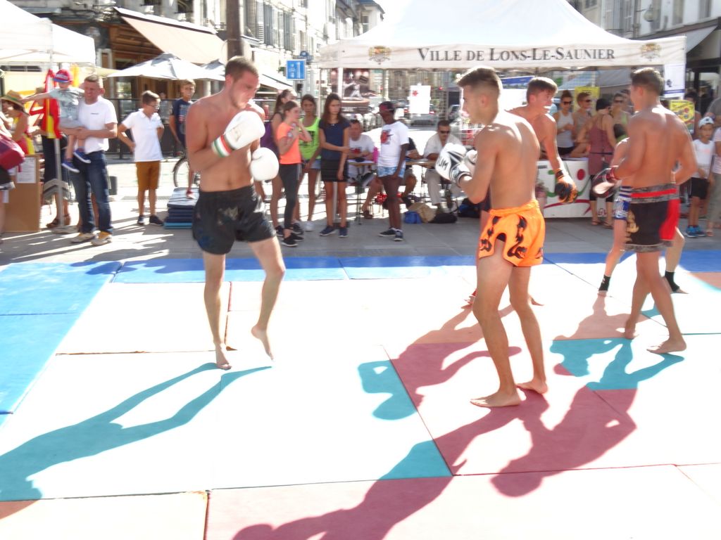 
Fêtes du sport.Lons le Saunier septembre 2016 - Energy Fight Club energy_fight_club__84_.jpg (large)