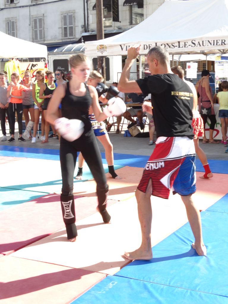 
Fêtes du sport.Lons le Saunier septembre 2016 - Energy Fight Club energy_fight_club__92_.jpg (large)