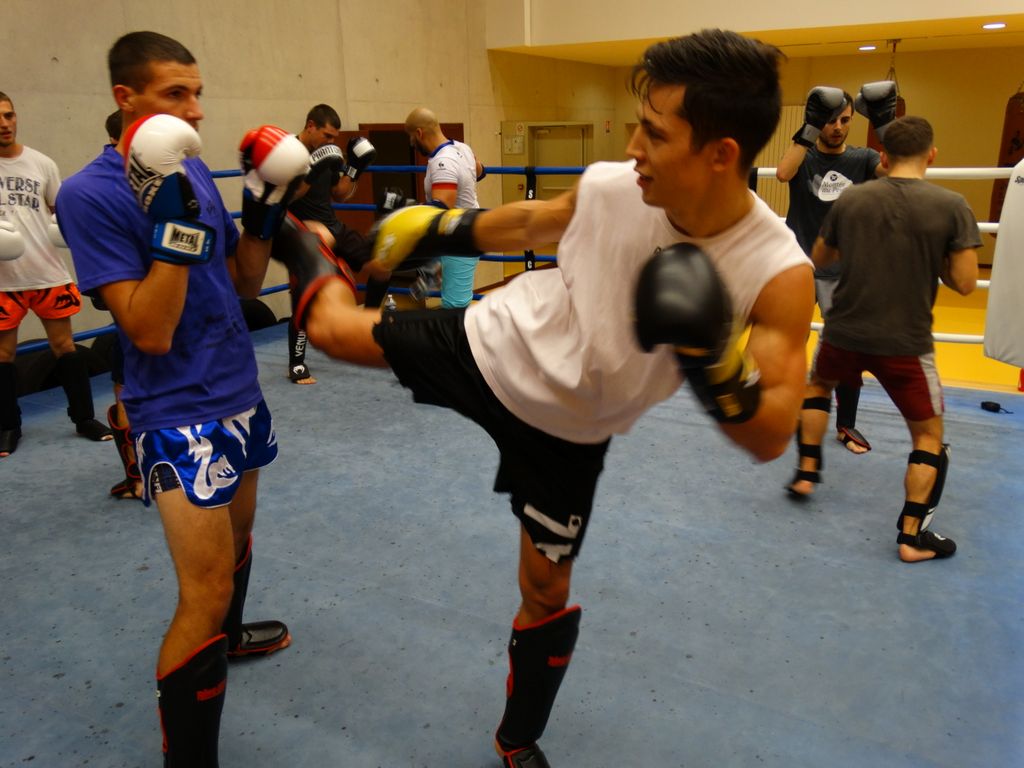 Entrainement avec Yoann Lidon ,octobre 2016 - Energy Fight Club dsc02834.jpg (large)