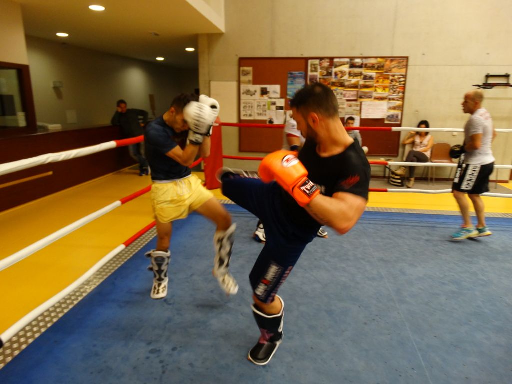 Entrainement avec Yoann Lidon ,octobre 2016 - Energy Fight Club dsc02844.jpg (large)