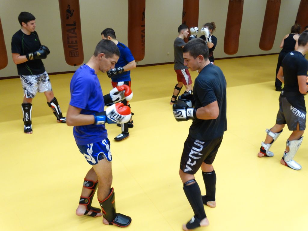 Entrainement avec Yoann Lidon ,octobre 2016 - Energy Fight Club dsc02864.jpg (large)
