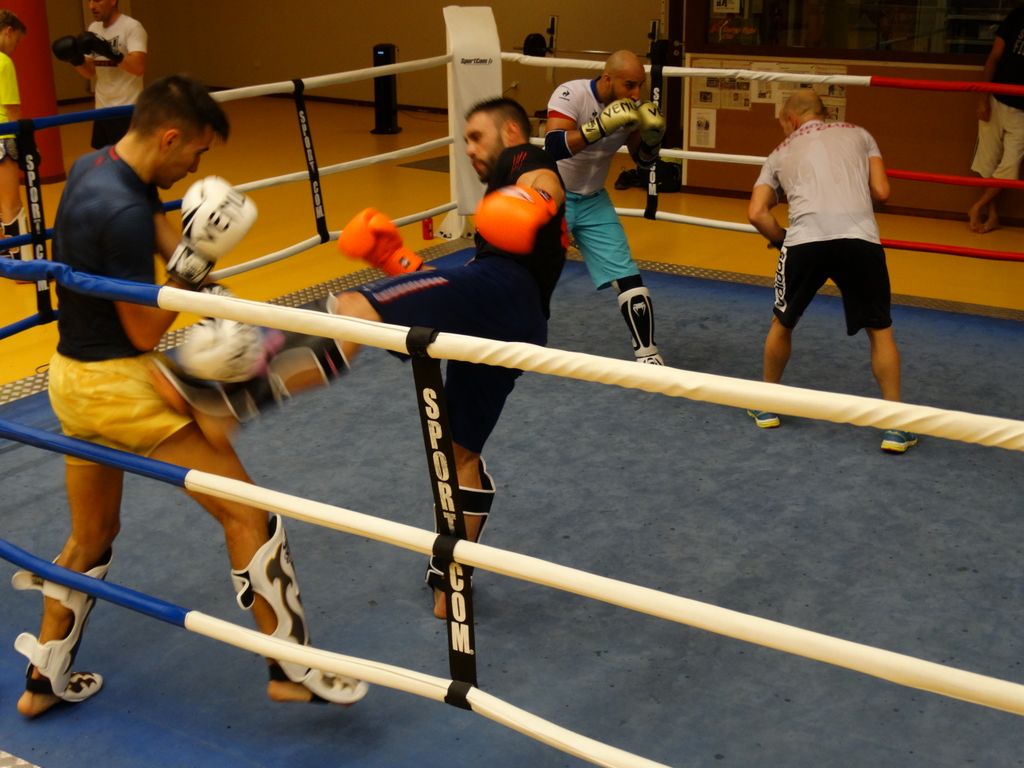 Entrainement avec Yoann Lidon ,octobre 2016 - Energy Fight Club dsc02877.jpg (large)