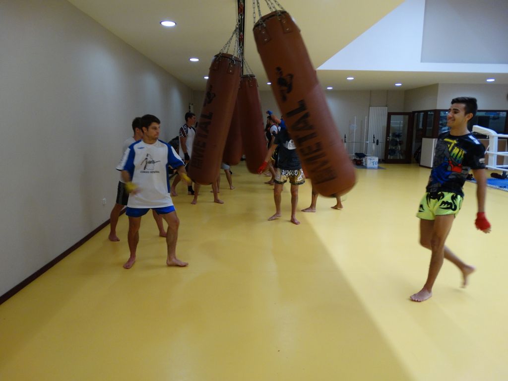 Entrainement Boxe Thaï.Dojo Lons le Saunier septembre 2016 - Energy Fight Club energy_fight_club__6_.jpg (large)