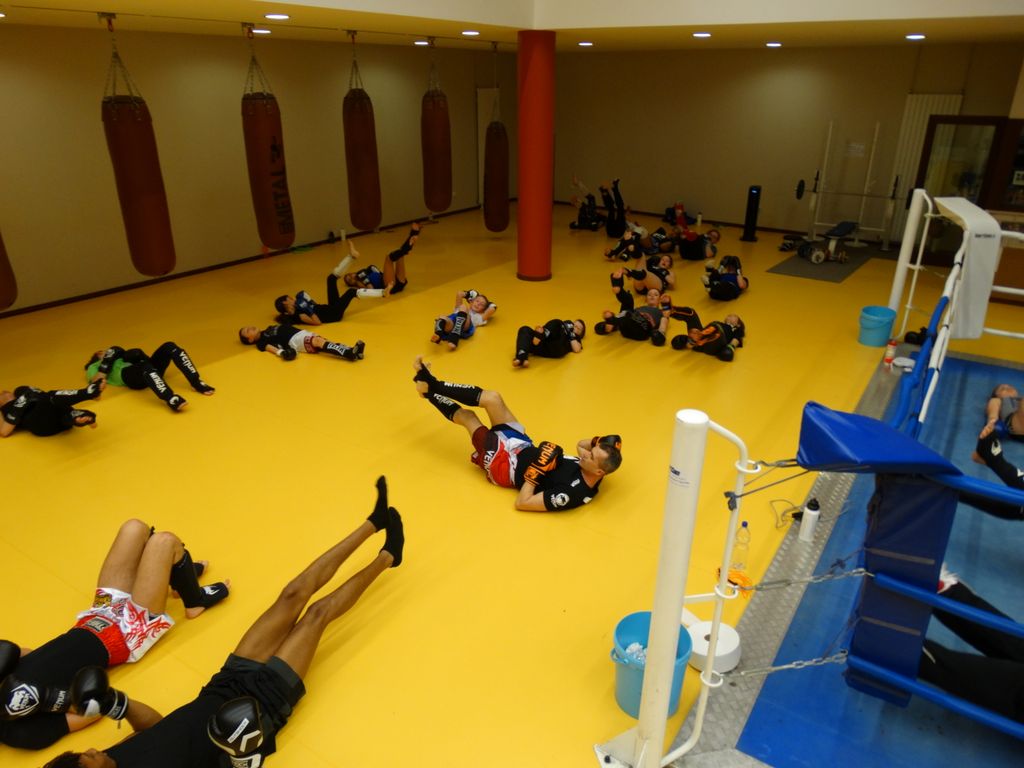 Entrainement 2017 - 2018 avec le nouveau tapis de ring Venum - Energy Fight Club dsc03152.jpg (large)